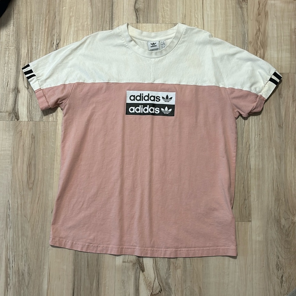 Women’s Adidas shirt sz L